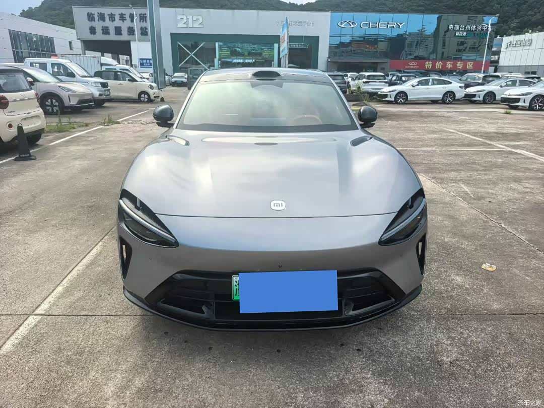 Xiaomi YU7, 2025 1