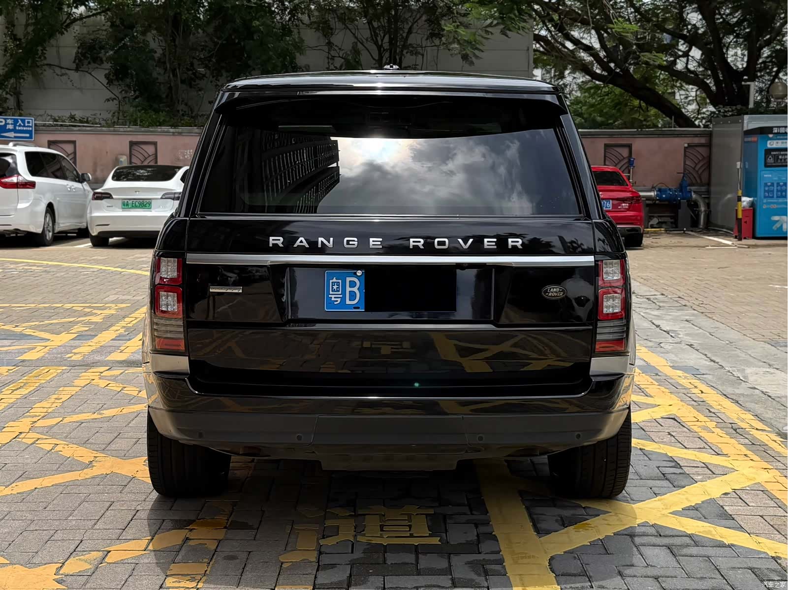 Land Rover Range Rover, 2013 10