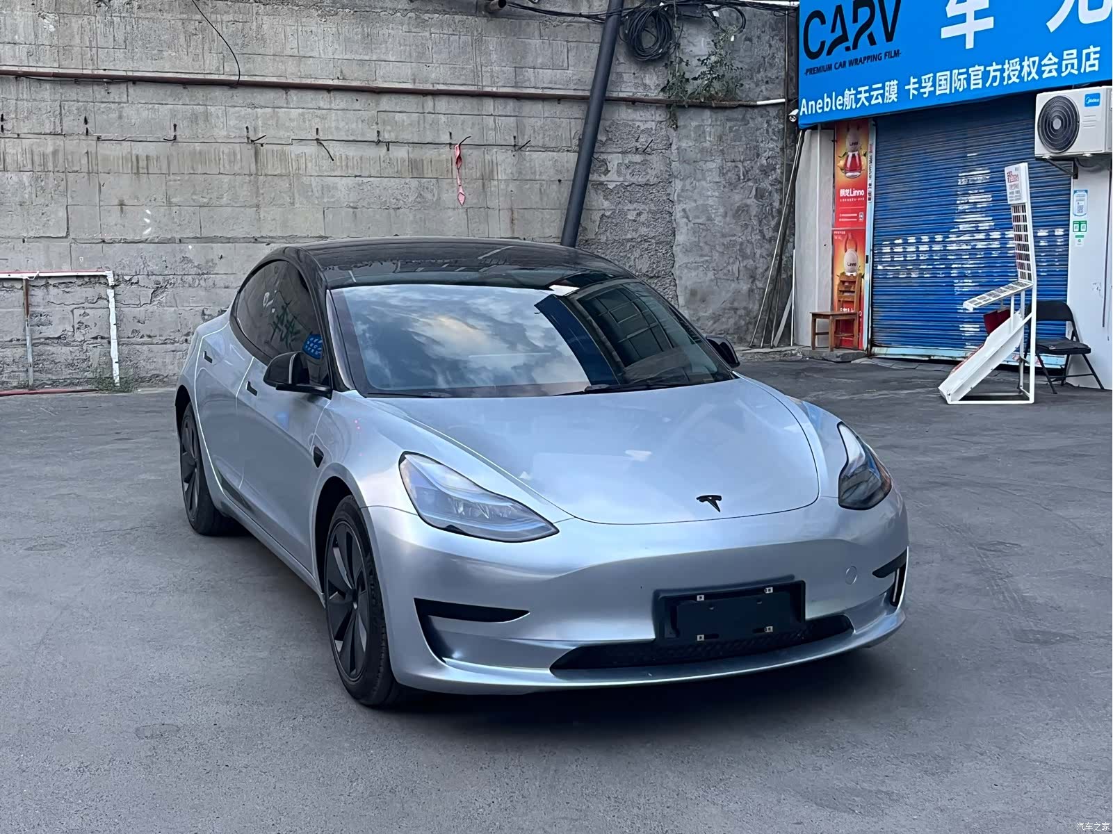 Tesla Model 3, 2023 1