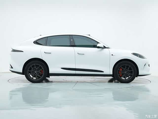 IM Motors LS6, 2025 3