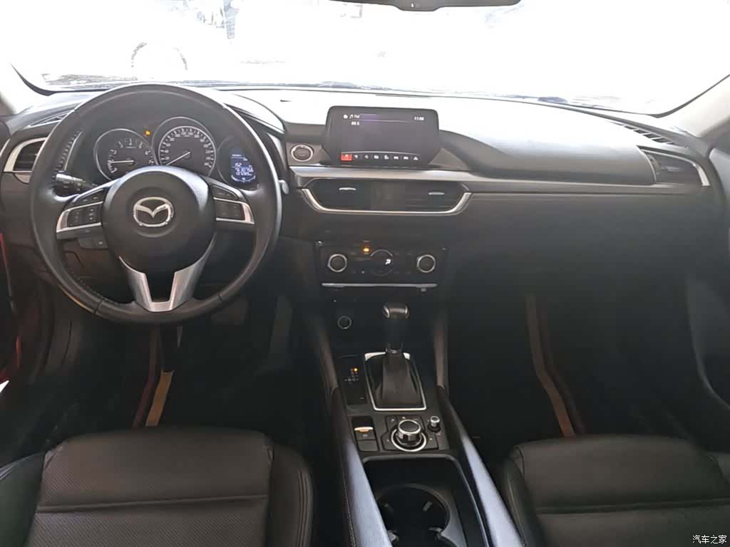 Mazda Atenza, 2017 10