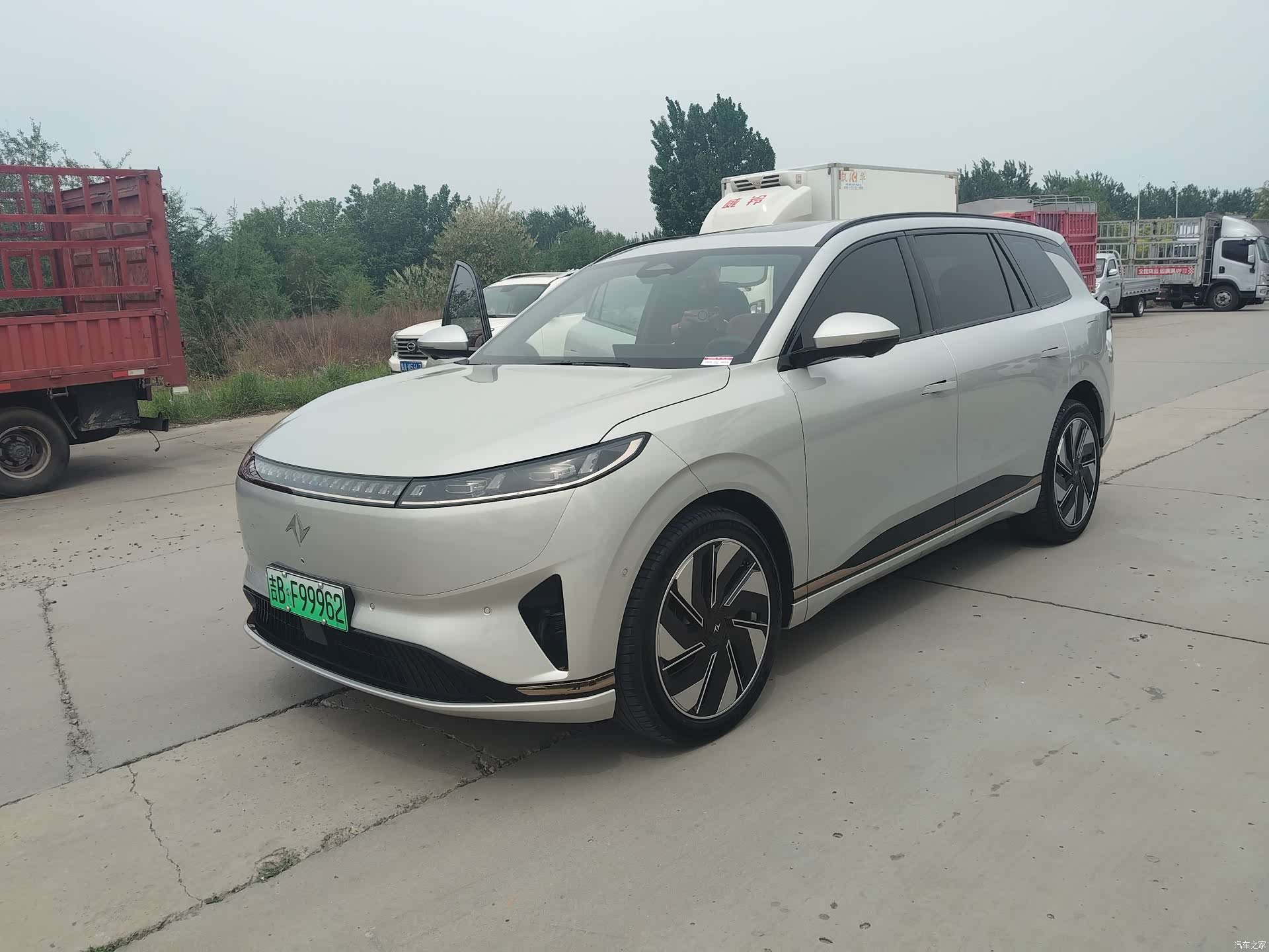 DongFeng eπ008, 2025 3