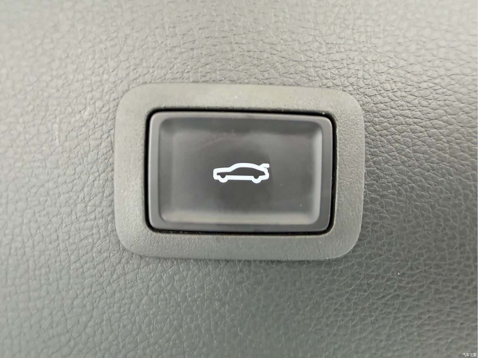 Hongqi H6, 2023 28
