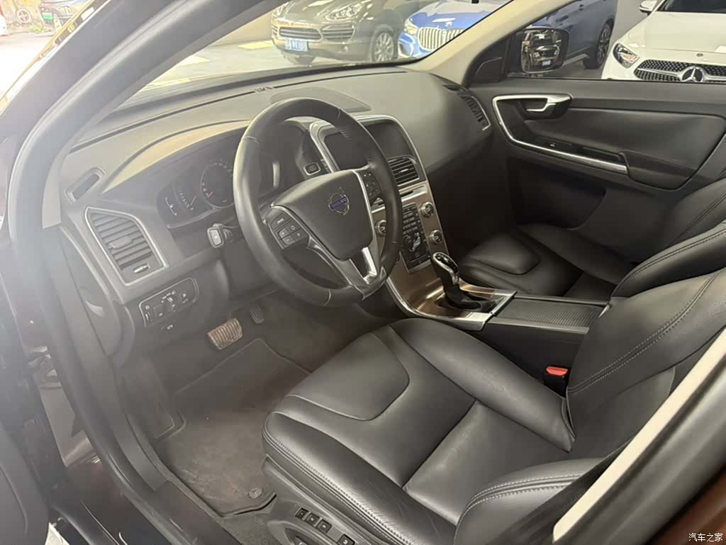 Volvo XC60, 2017 14