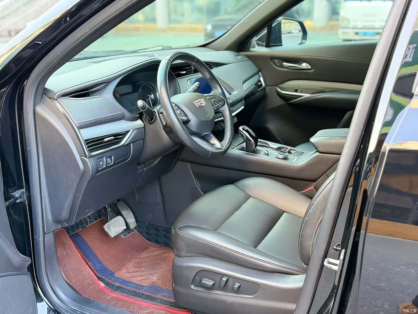 Cadillac XT4, 2021 4
