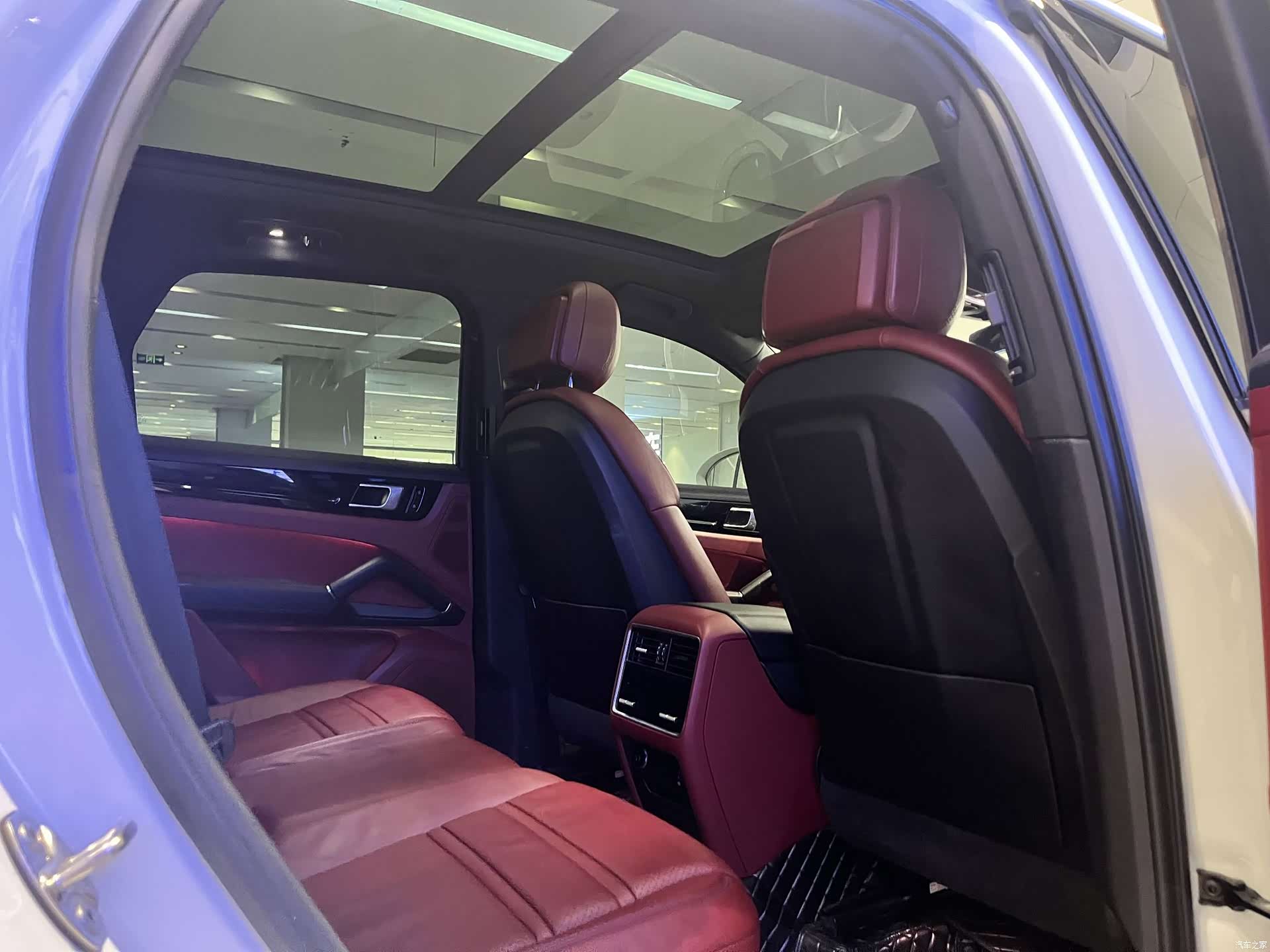 Porsche Cayenne, 2019 7