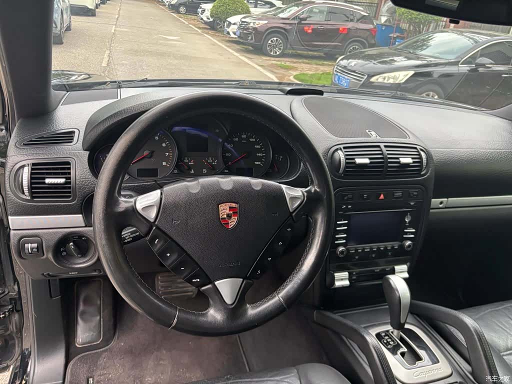 Porsche Cayenne, 2010 все фото