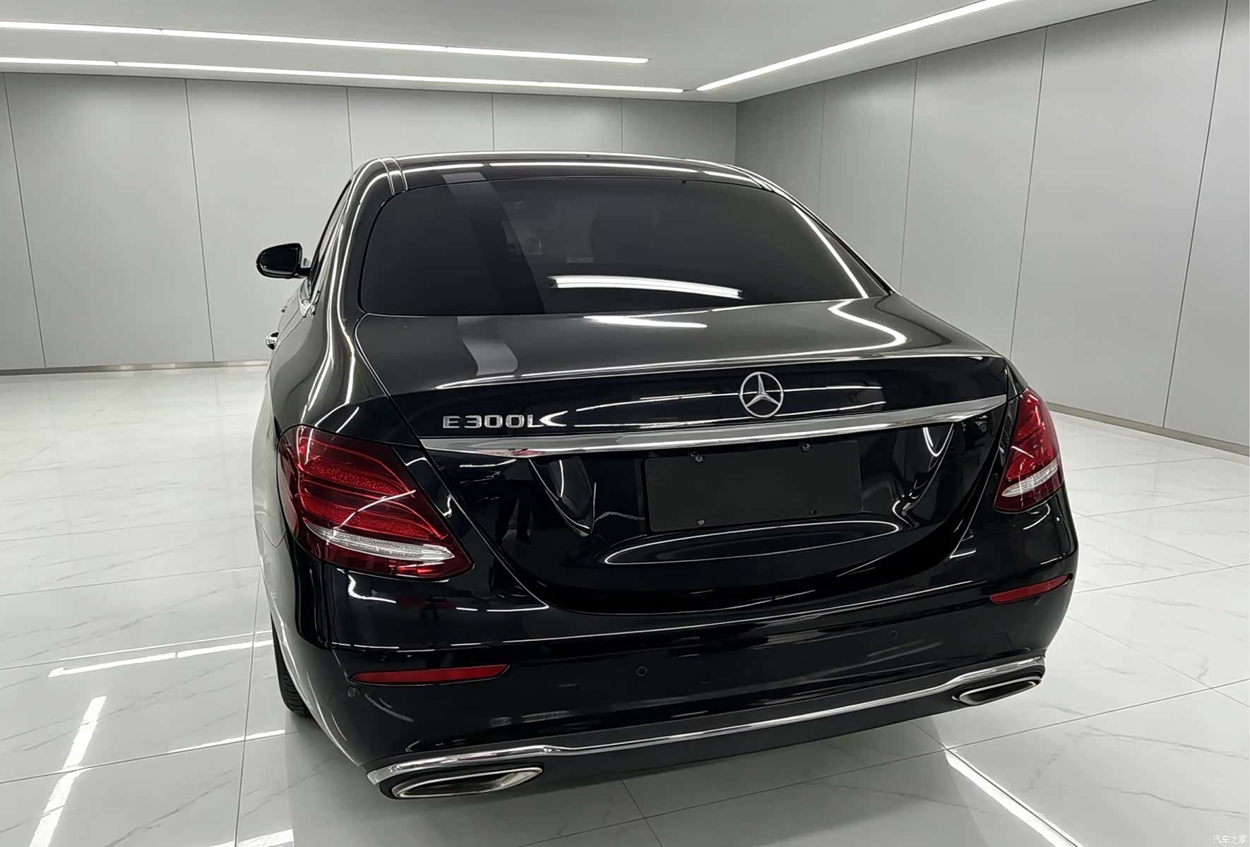 Mercedes-Benz E-Class, 2019 4