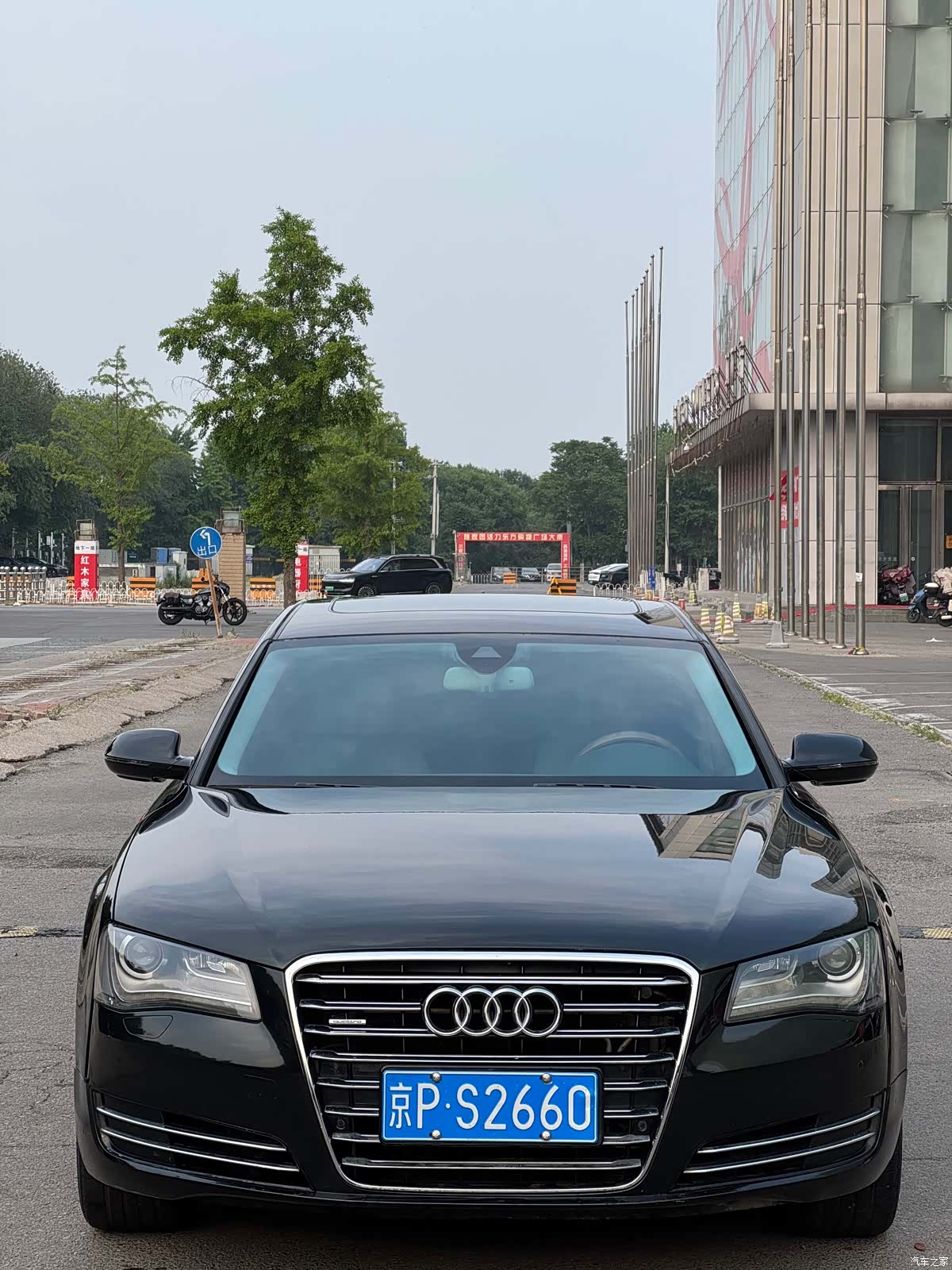 Audi A8L, 2011 2