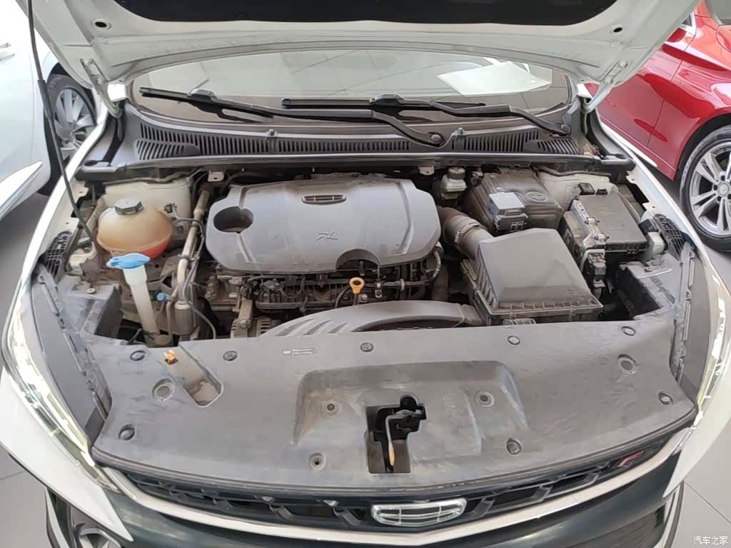 Geely Binray, 2022 16