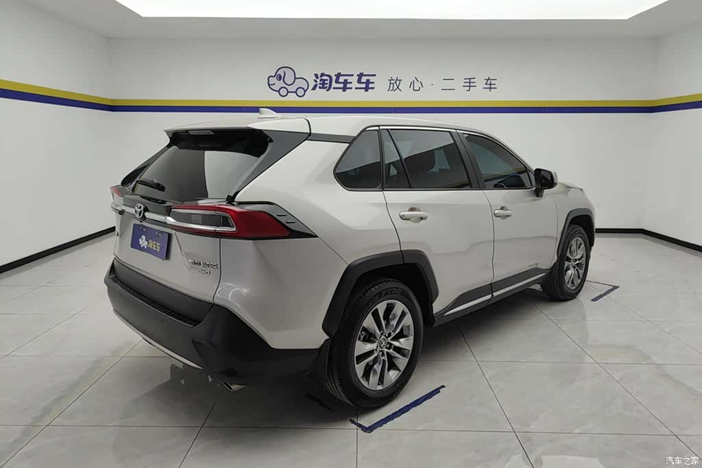 Toyota Wildlander, 2023 3