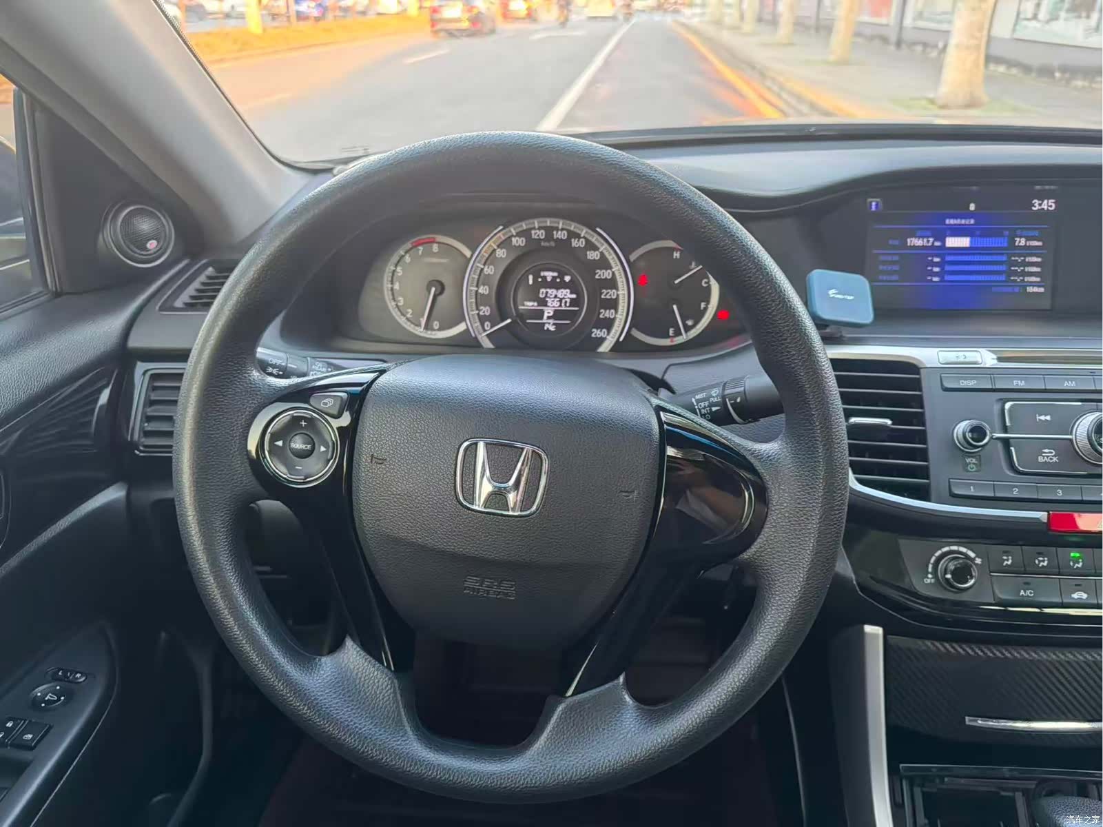 Honda Accord, 2017 14