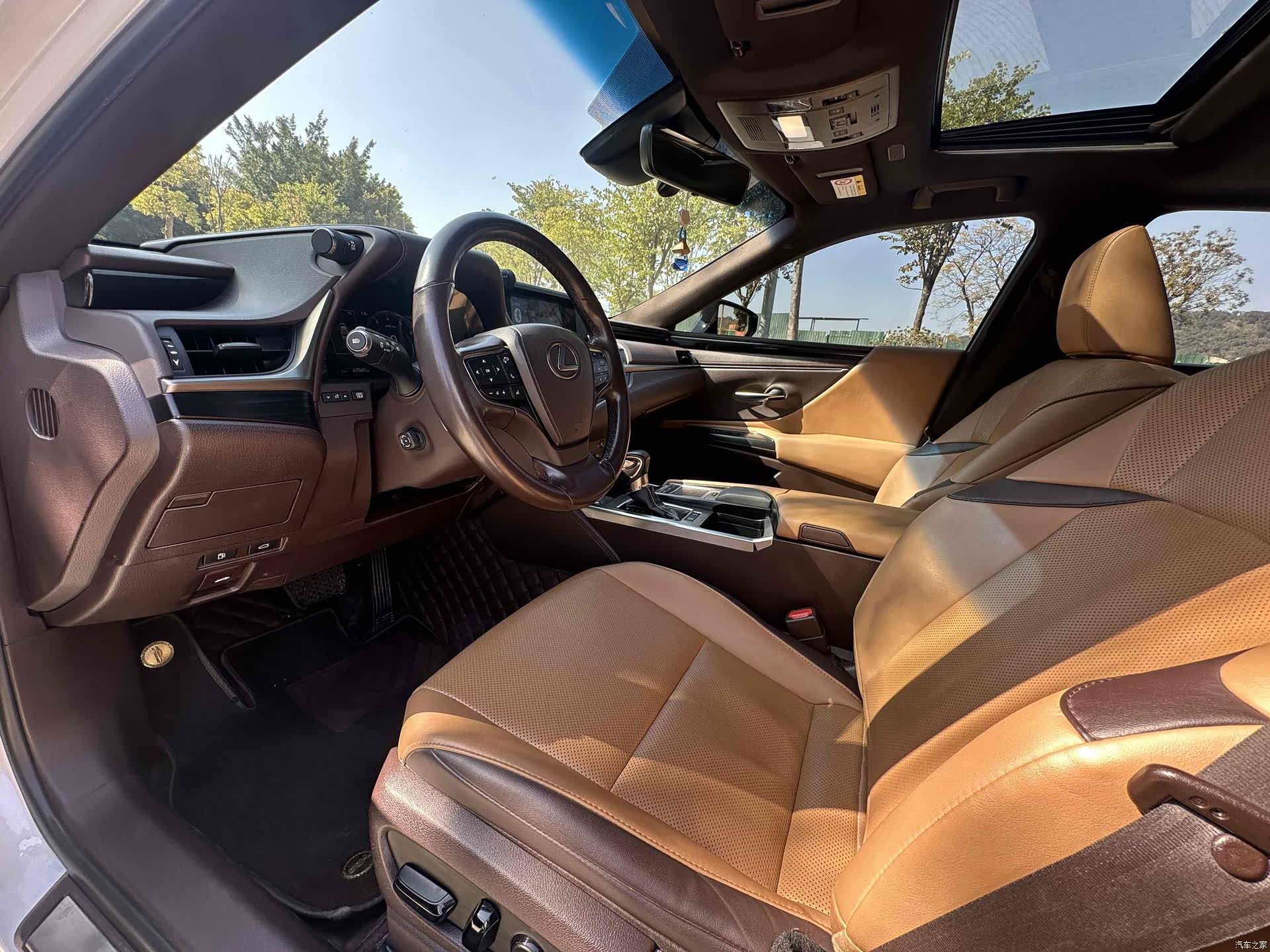 Lexus ES, 2020 8