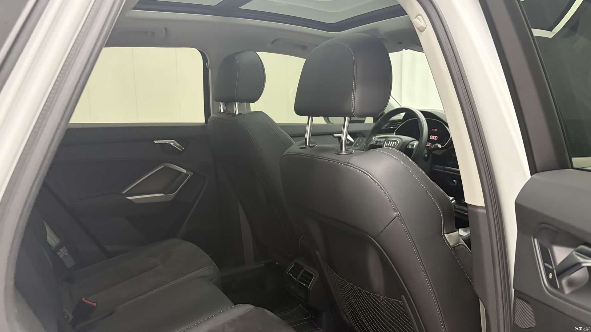 Audi Q3, 2022 19