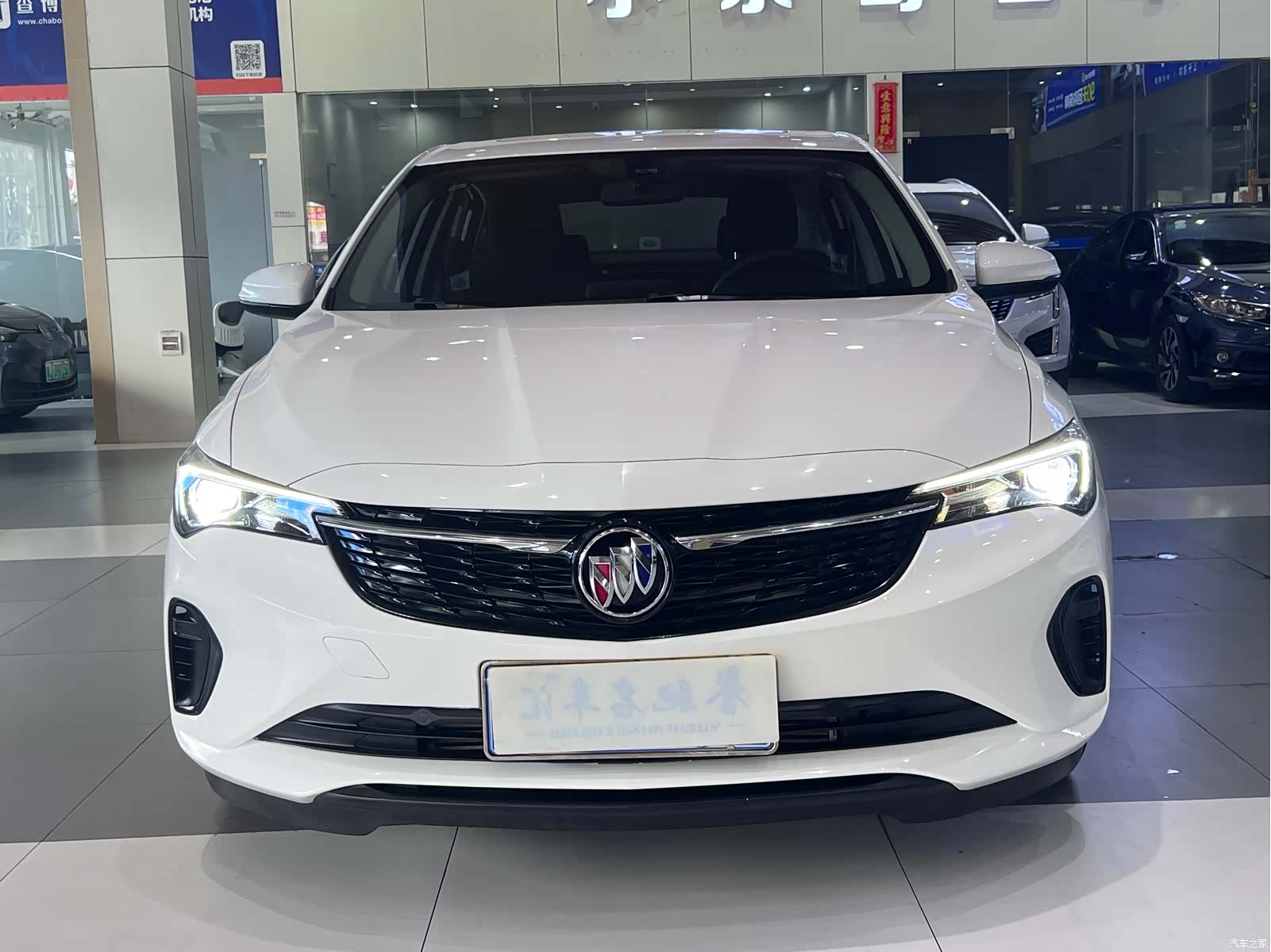 Buick Verano, 2022 2