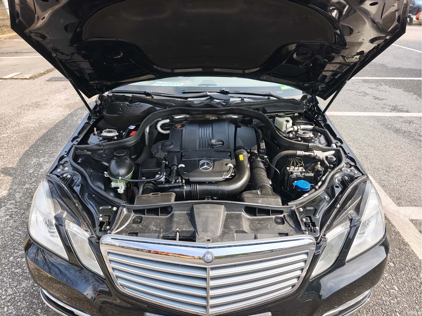 Mercedes-Benz E-Class, 2012 23