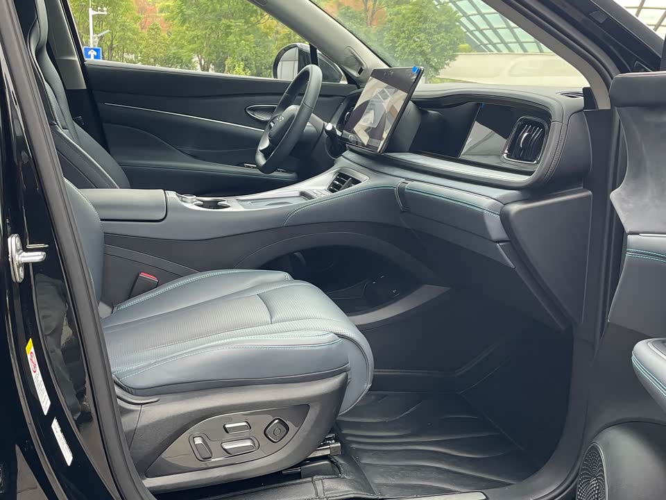 BYD Sea Lion 07 DM-i