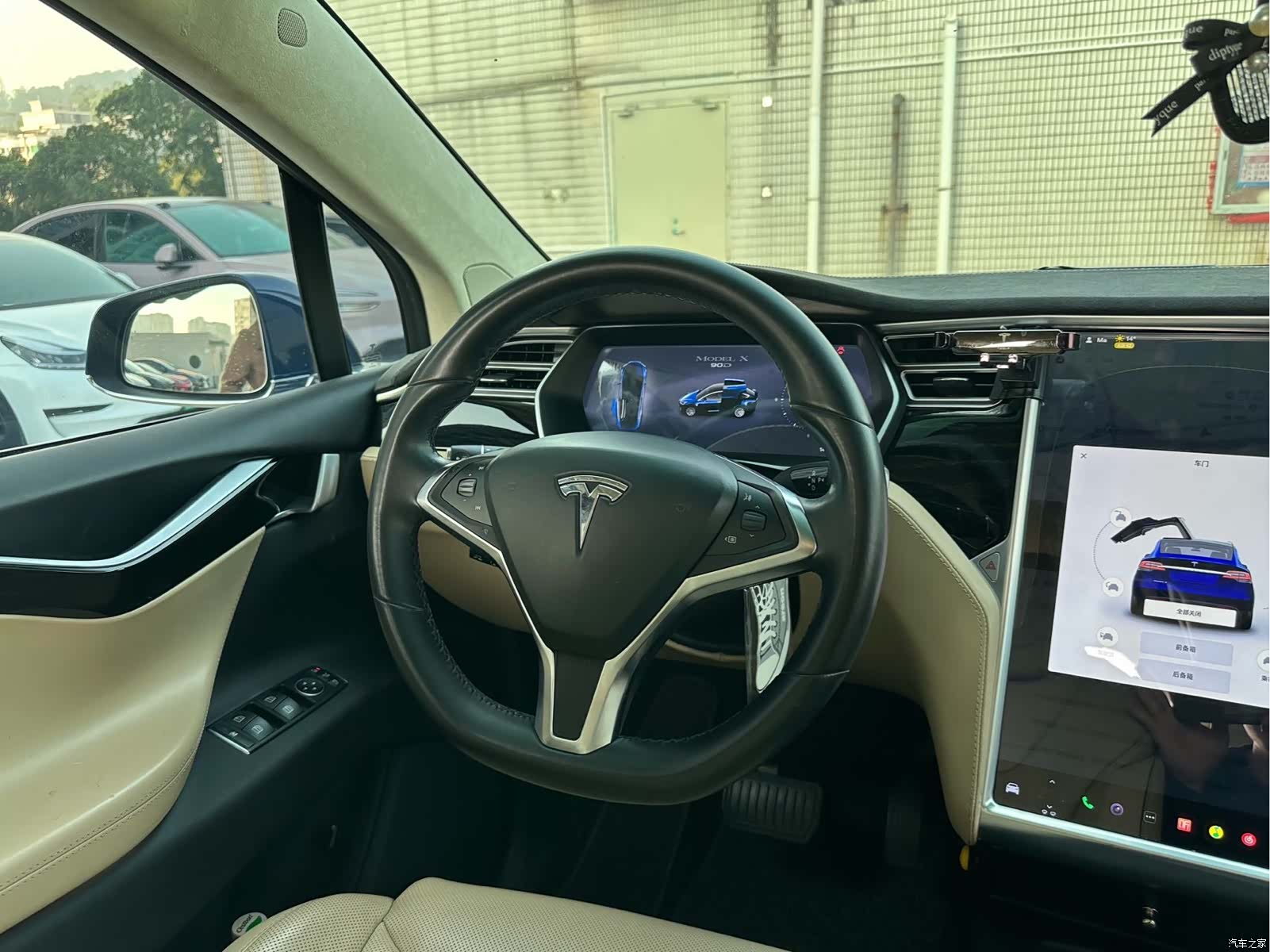 Tesla Model X, 2016 12