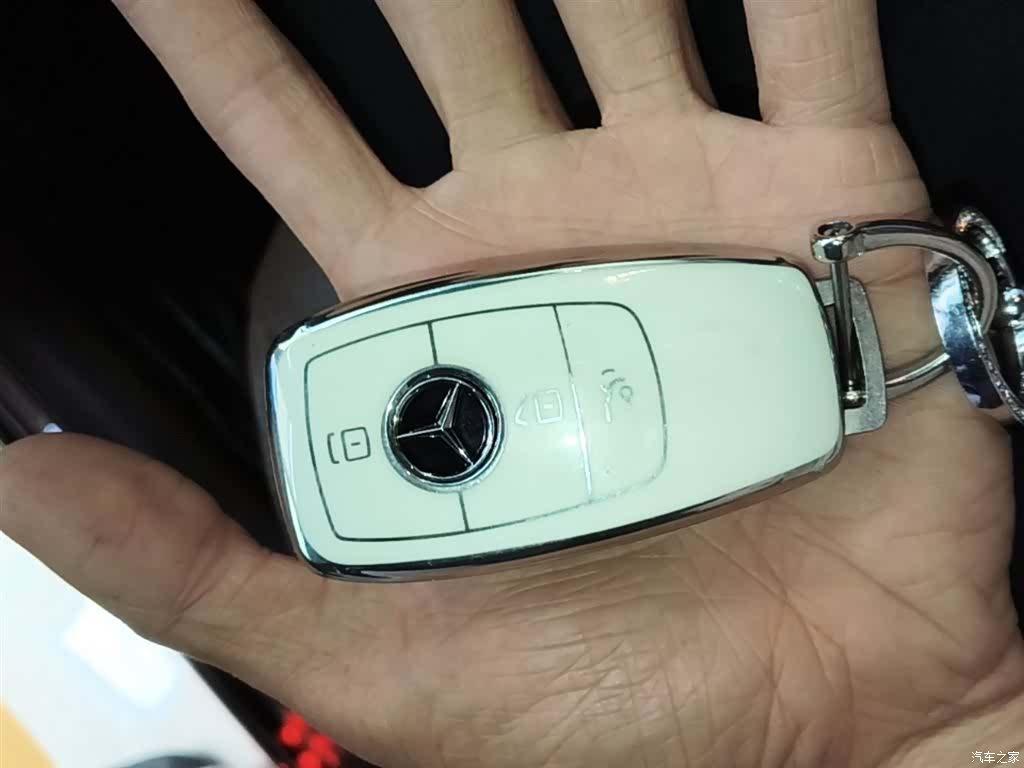 Mercedes-Benz E-Class, 2023 9