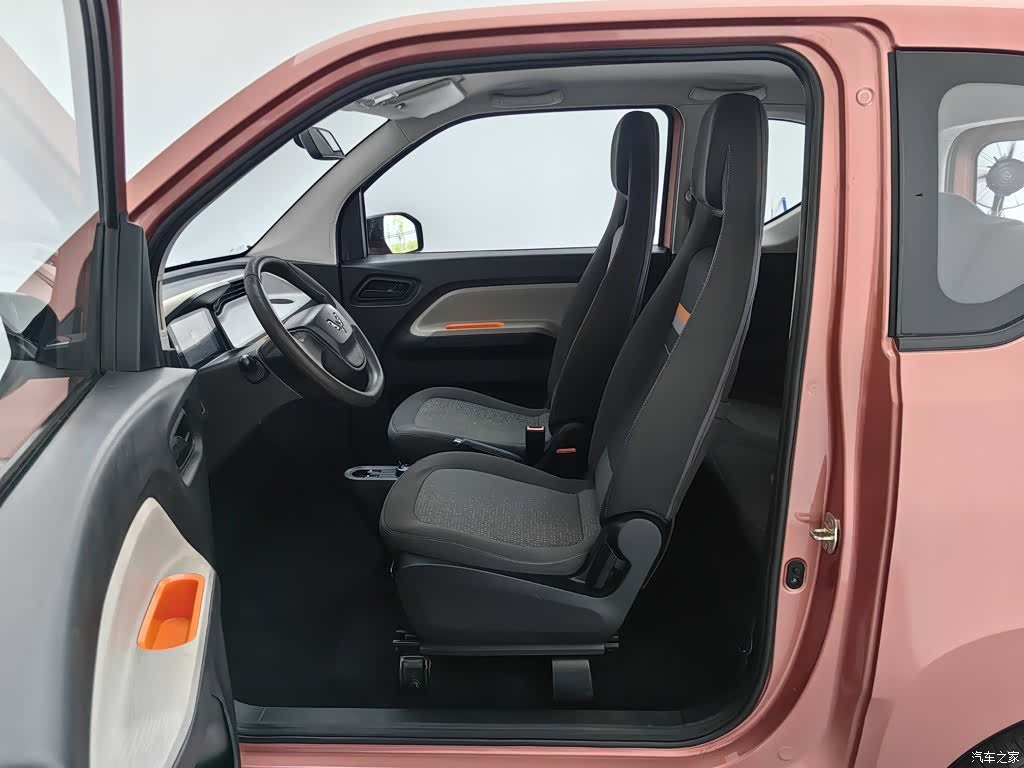 Wuling MINIEV, 2021 10