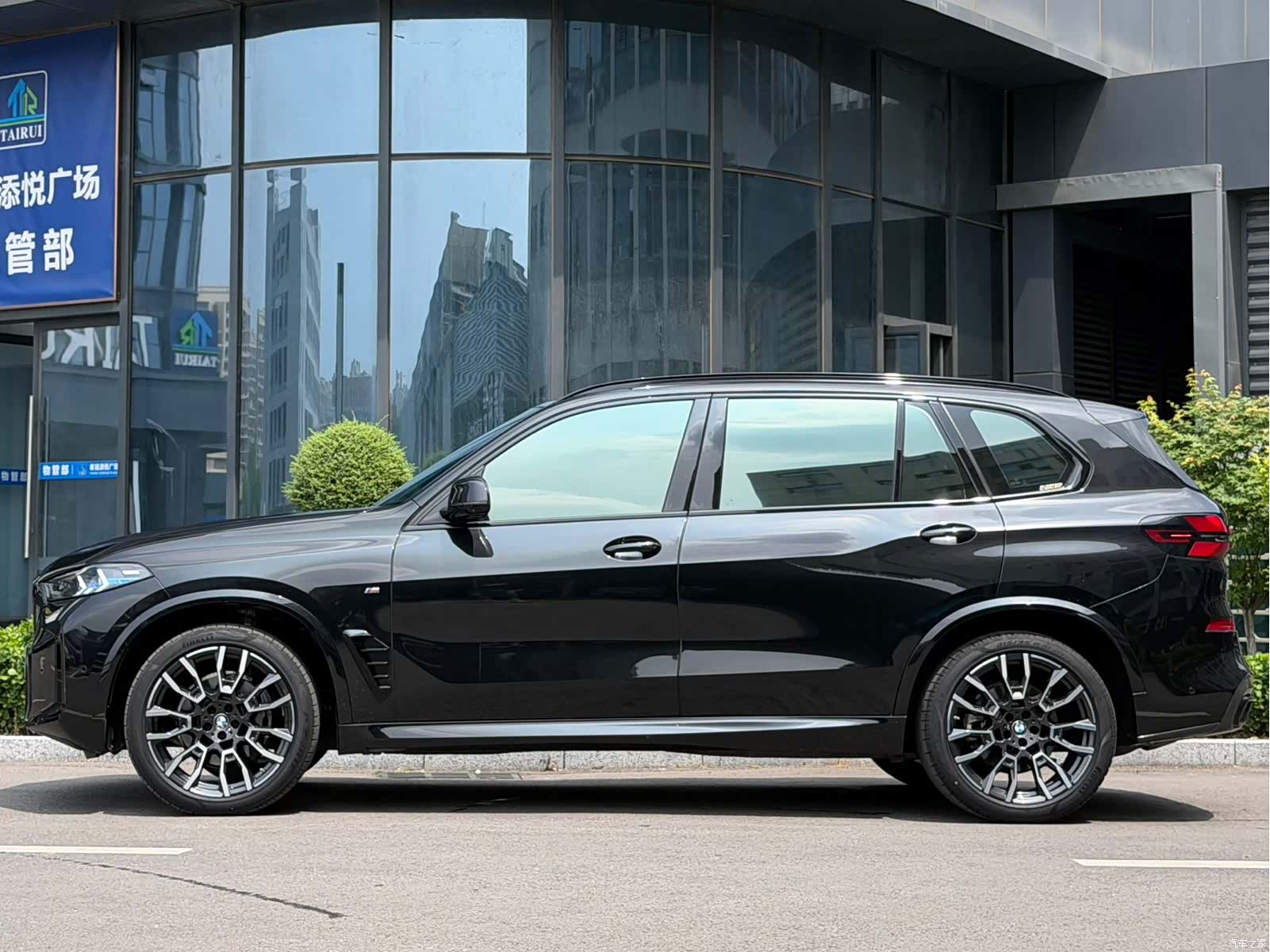 BMW X5, 2025 4