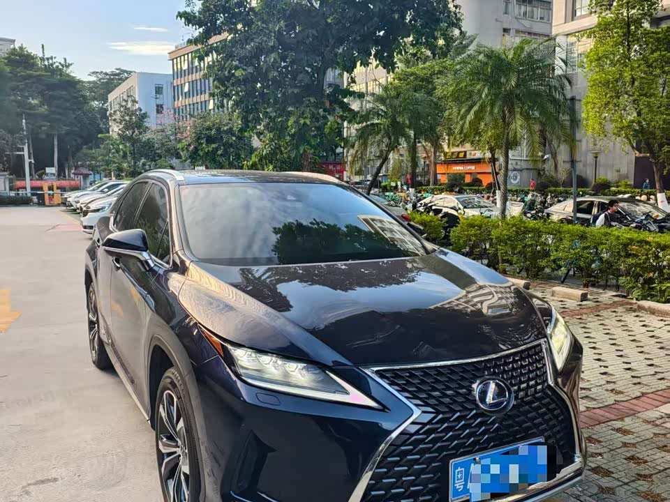 Lexus RX