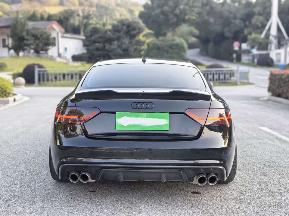 Audi S5