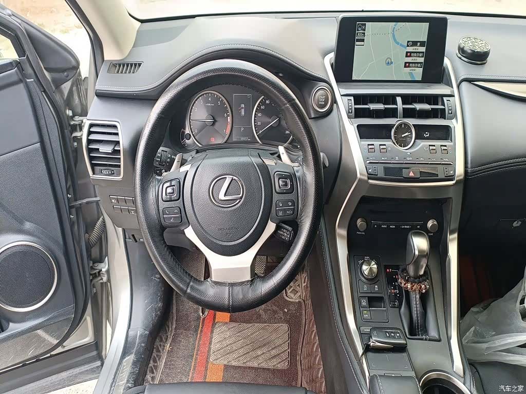Lexus NX, 2021 3