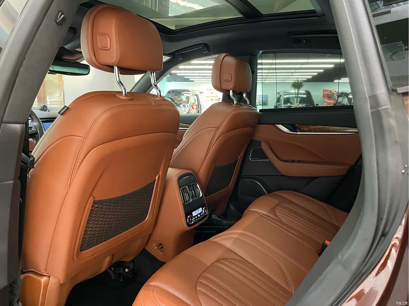 Maserati Levante, 2017 14