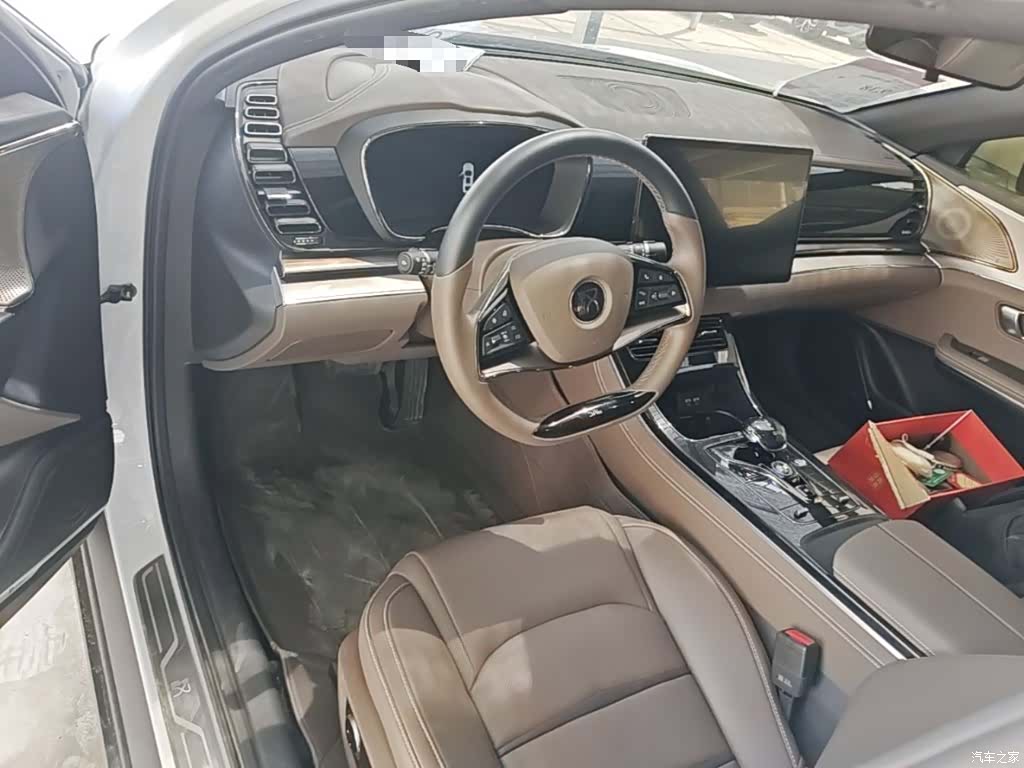 BYD Han, 2021 10
