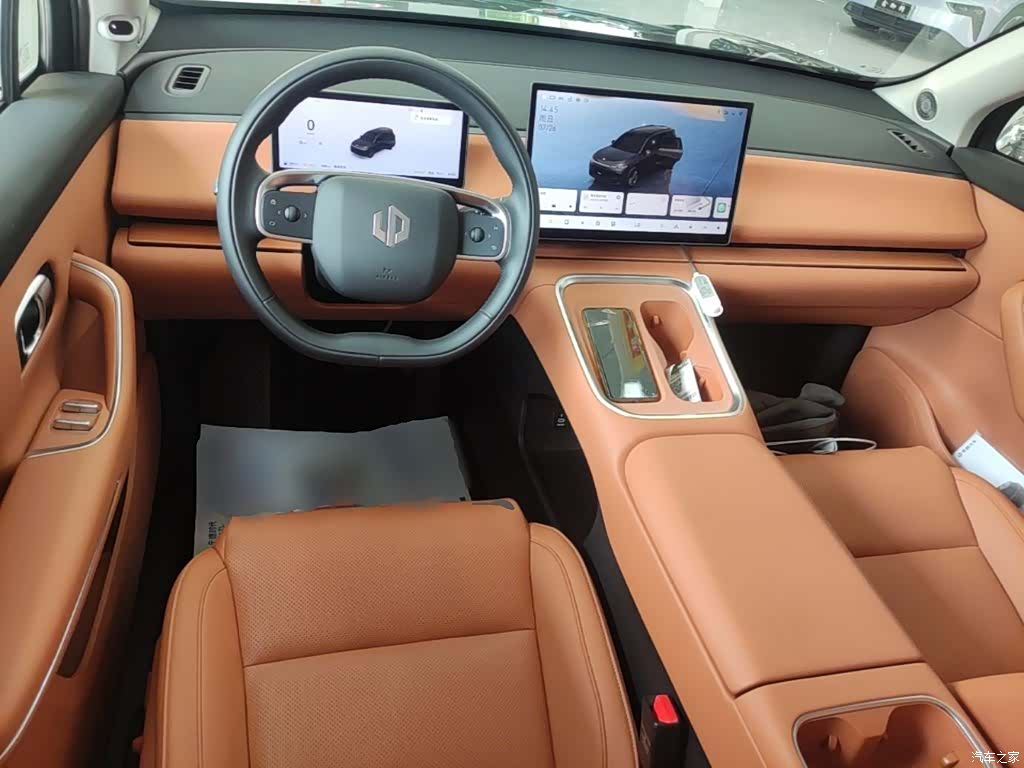 Leapmotor C16, 2025 10
