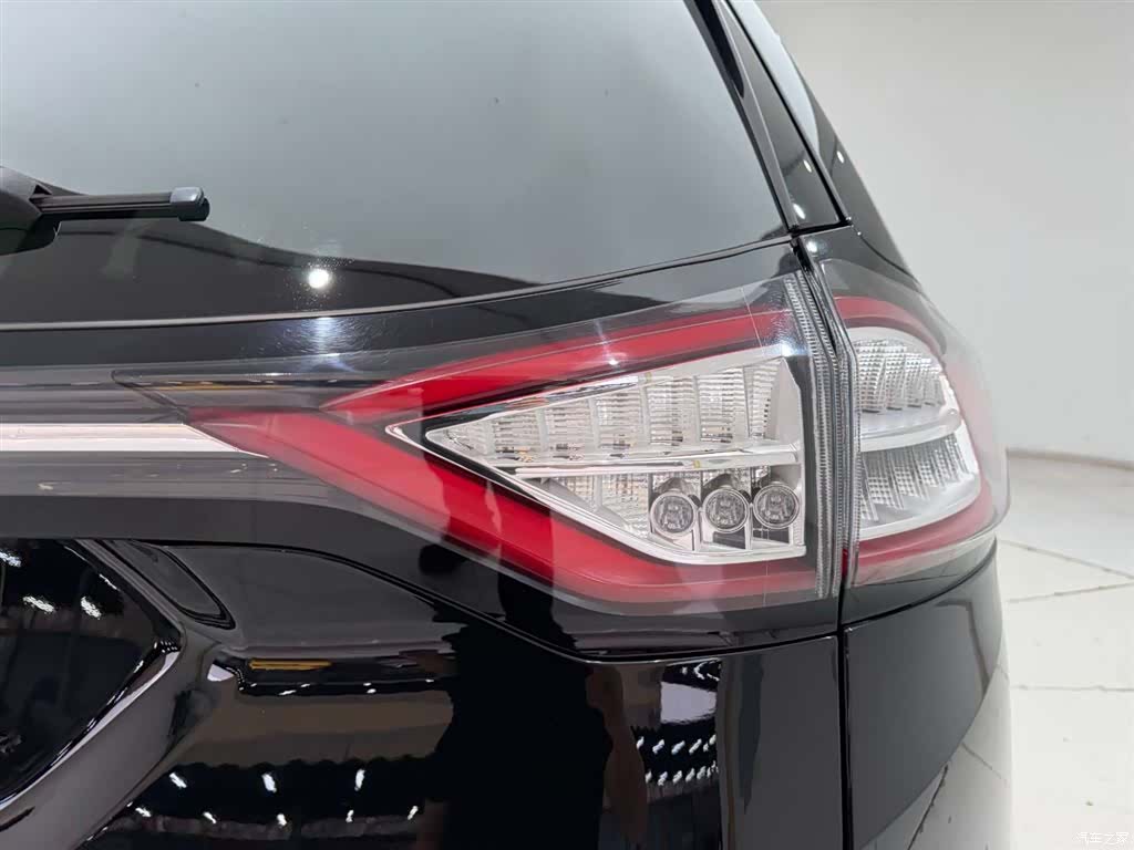 Ford Edge, 2018 10