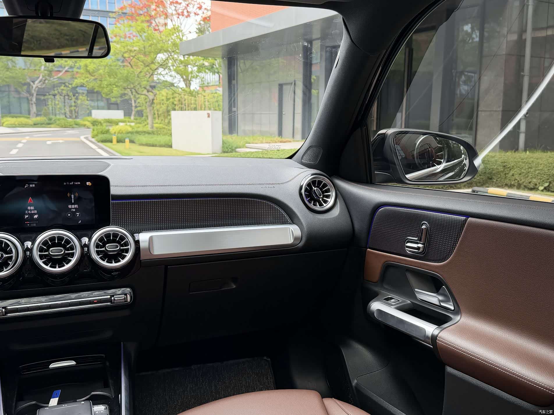 Mercedes-Benz GLB, 2022 15