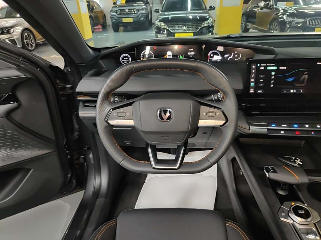 Changan UNI-V, 2023 11