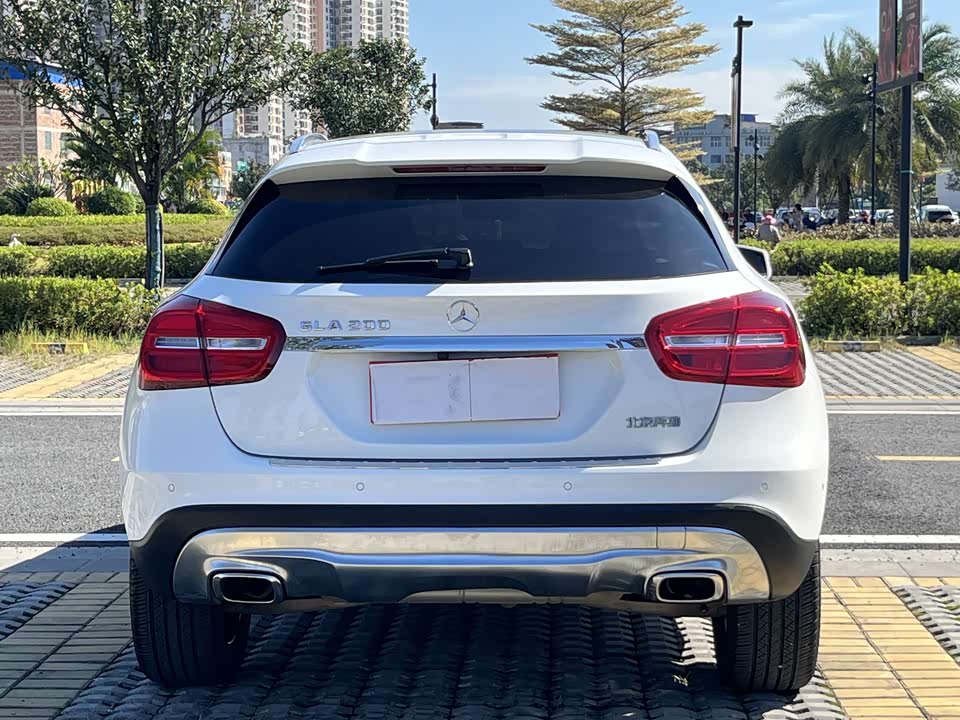 Mercedes-Benz GLA