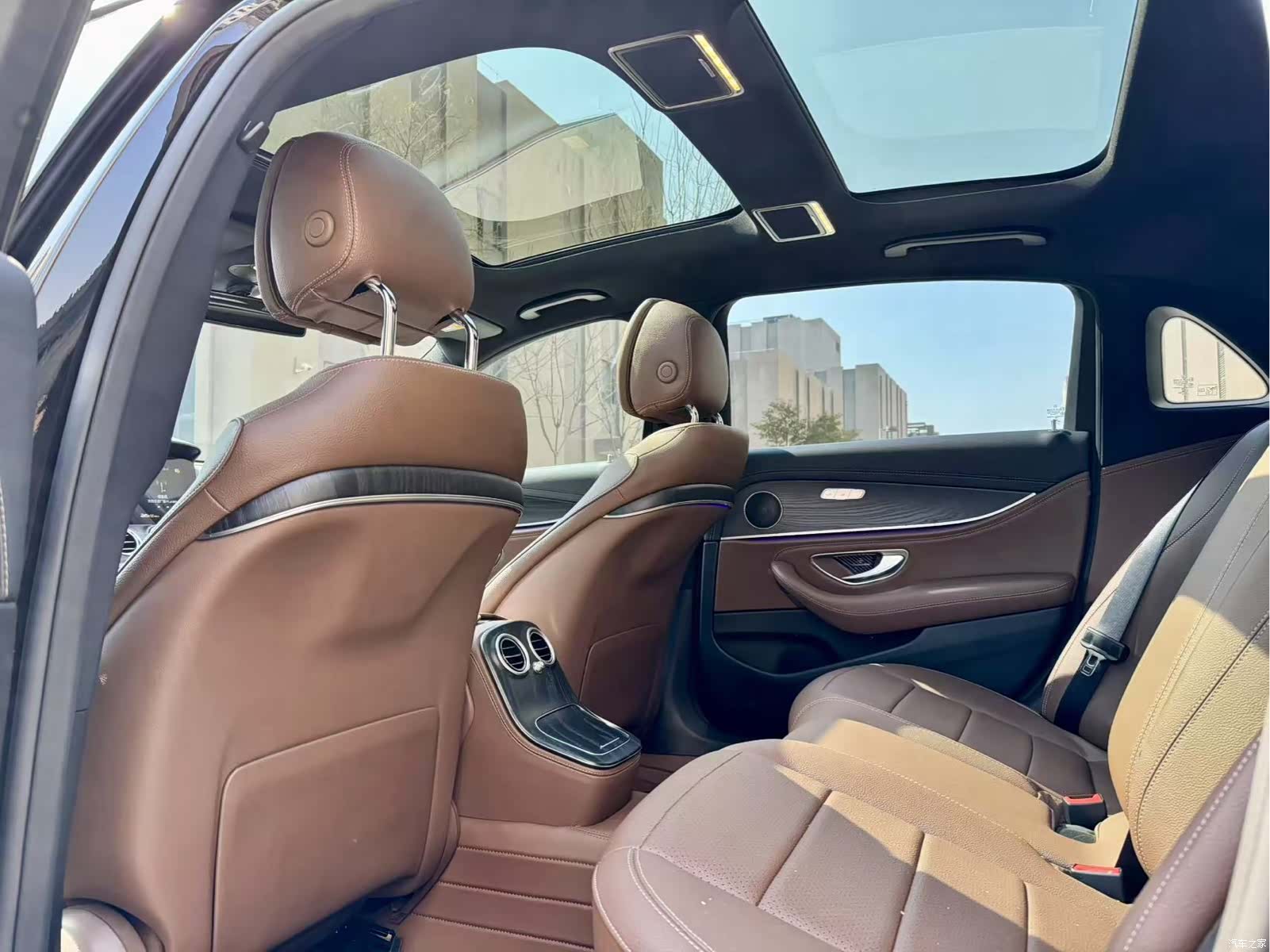 Mercedes-Benz E-Class, 2024 все фото