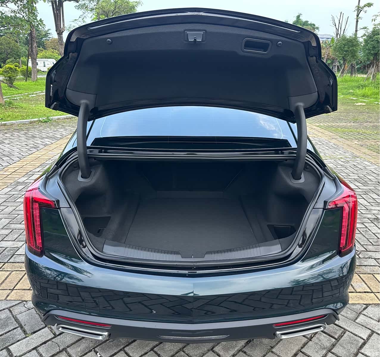 Cadillac CT5, 2024 17