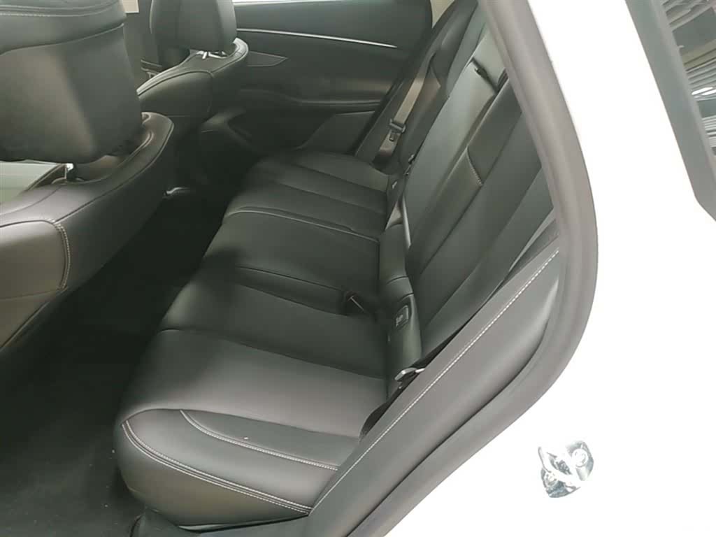 Buick LaCrosse, 2025 17