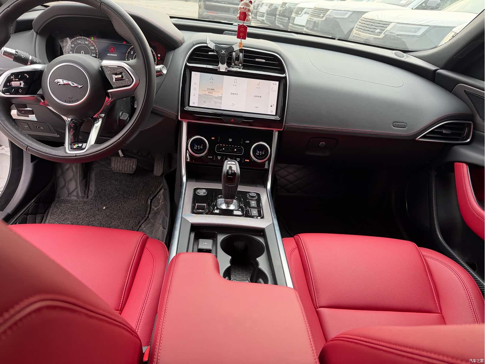 Land Rover XEL, 2023 10