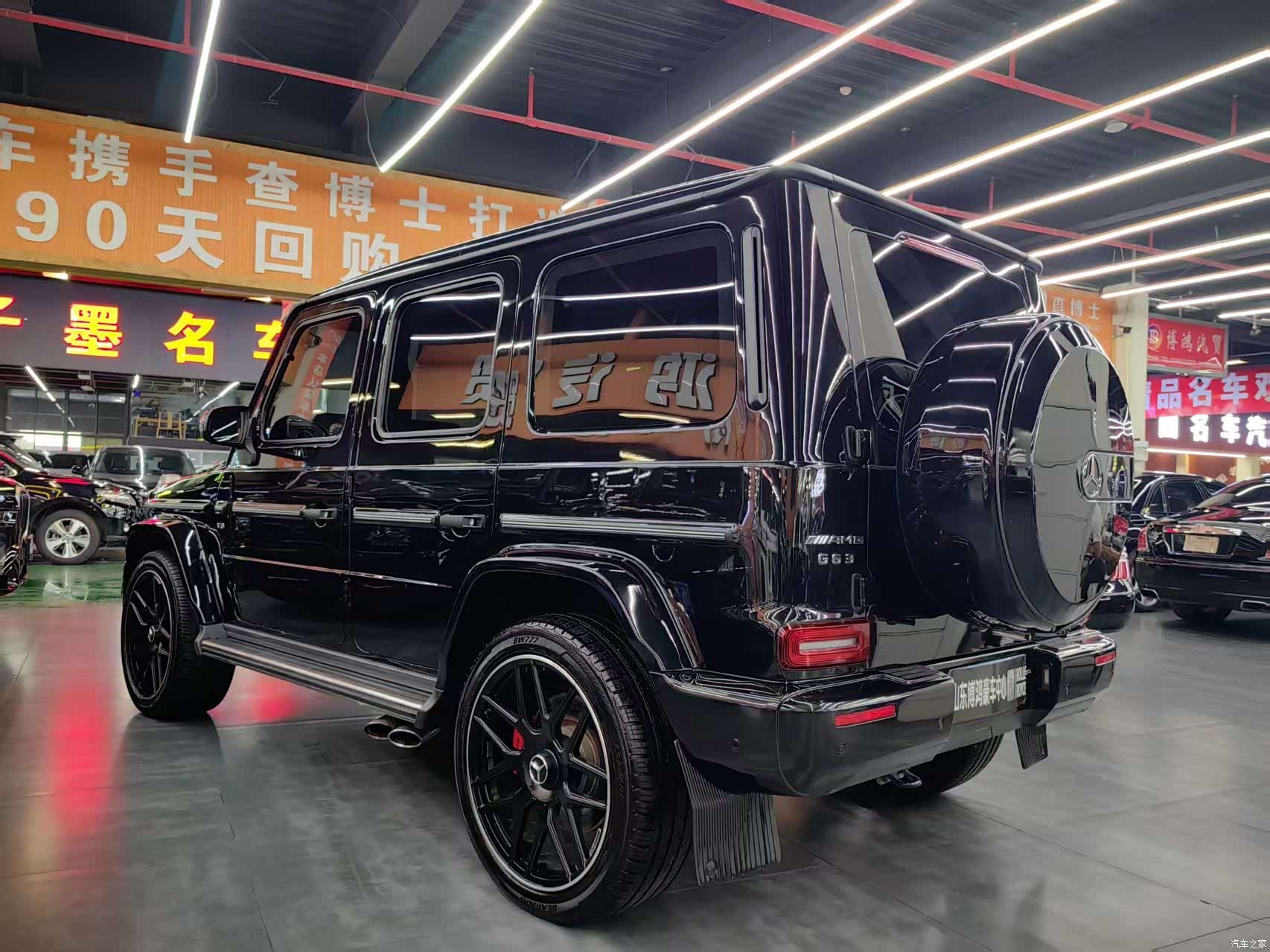 Mercedes-Benz G-Class, 2019 16