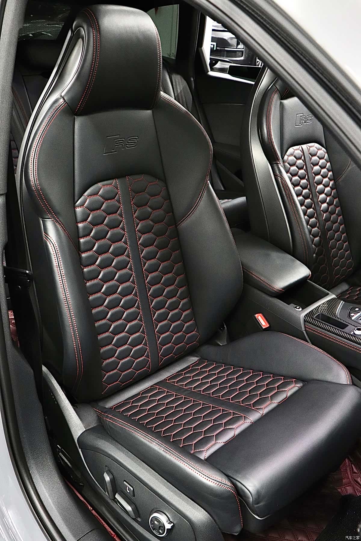 Audi RS, 2019 16