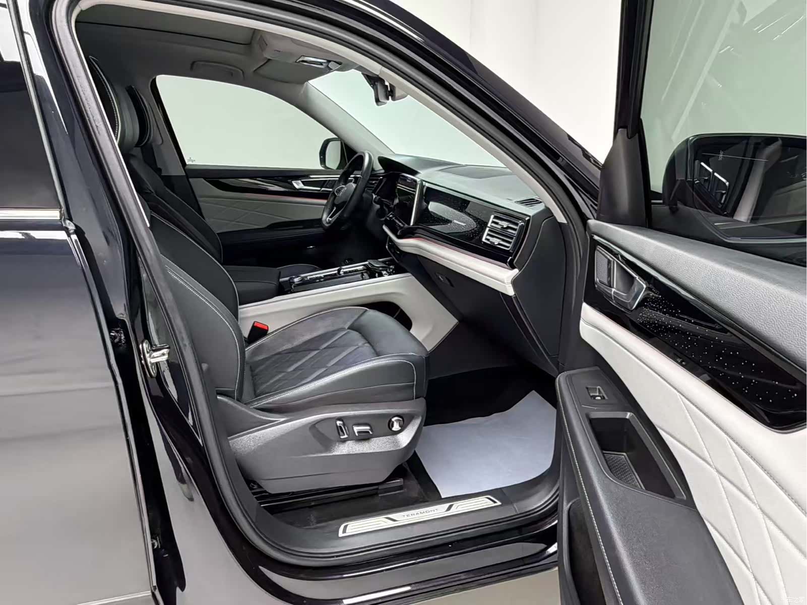 Volkswagen Teramont, 2024 12