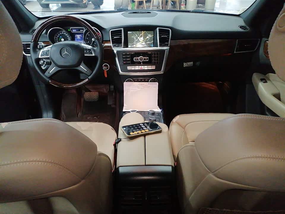 Mercedes-Benz M class