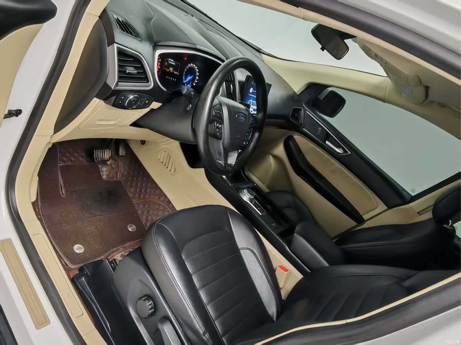 Ford Edge, 2020 11