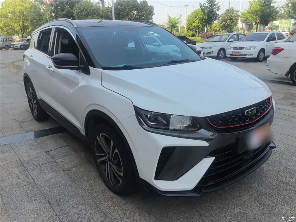 Geely Coolray, 2022 4