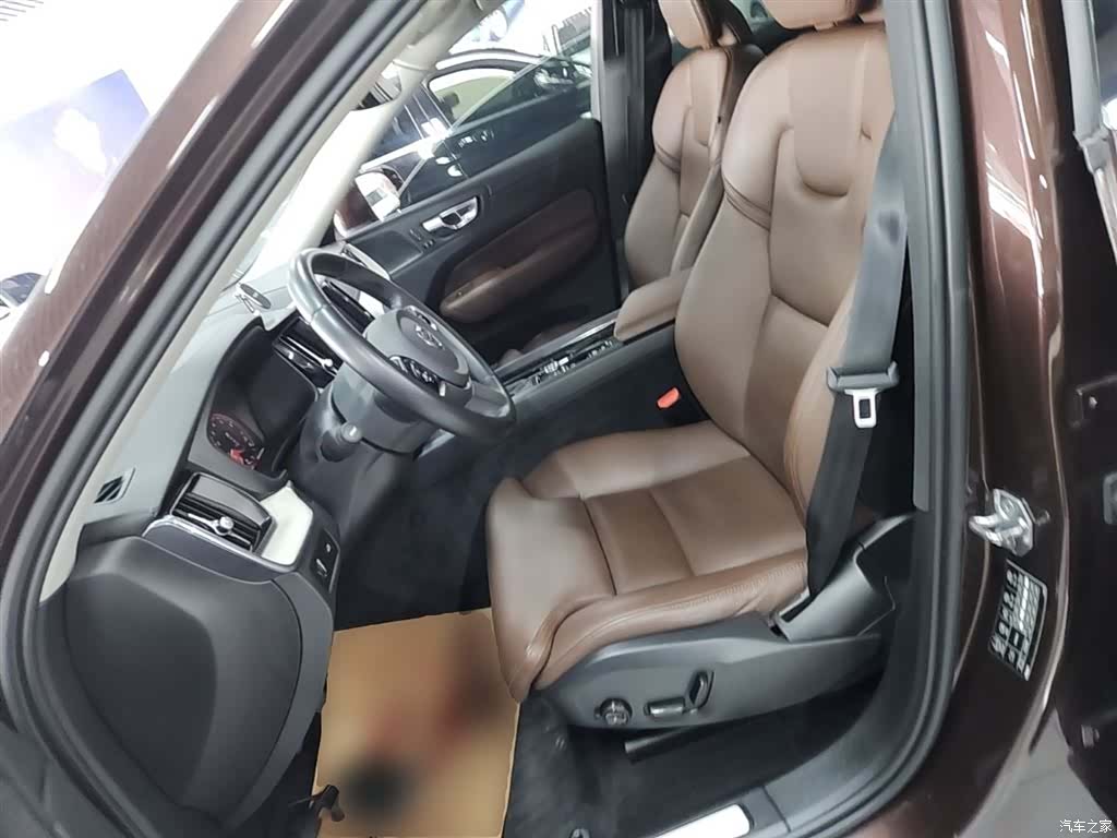 Volvo XC60, 2020 15