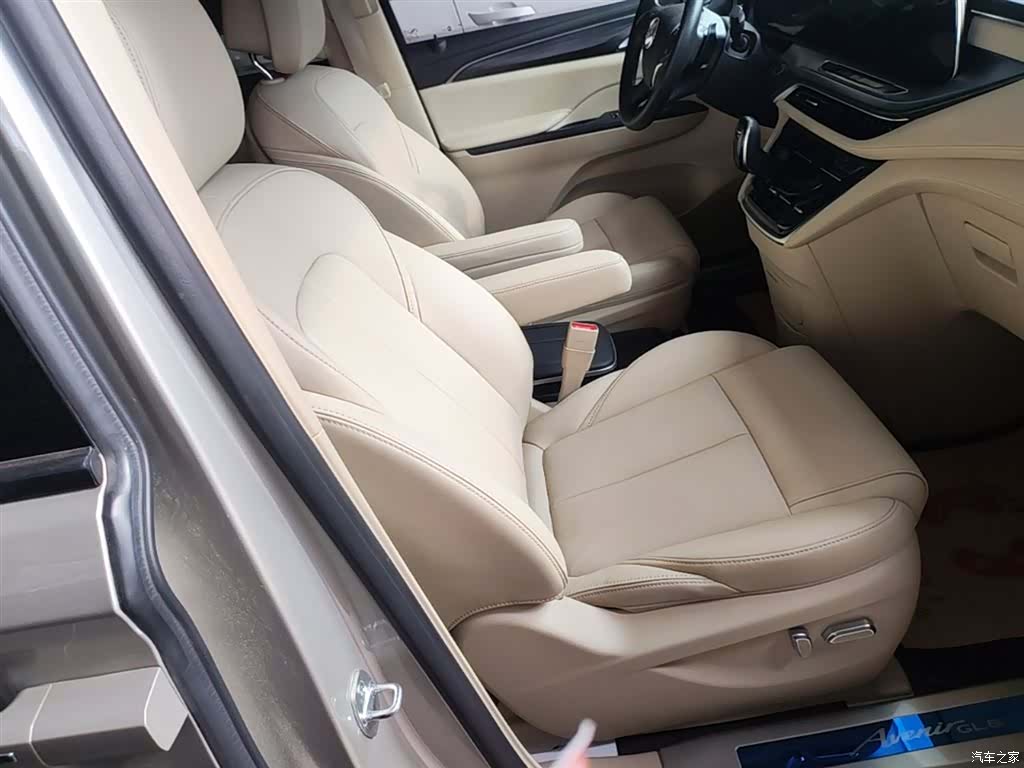 Buick GL8, 2021 25