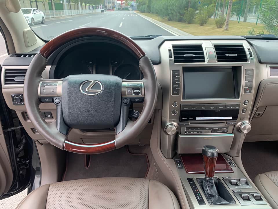 Lexus GX