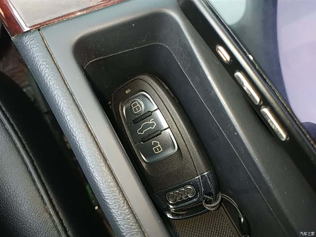 Audi A4L, 2016 9