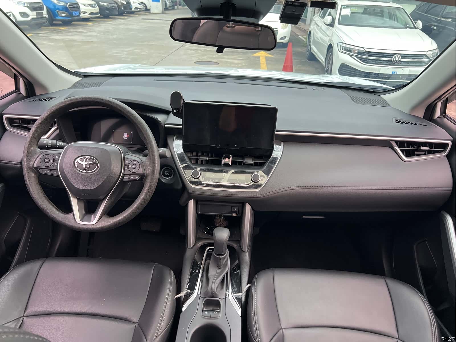Toyota Frontlander, 2024 11